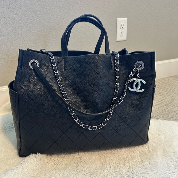 Chanel Double Strap Satchel/Shoulder bag - Picture 3 of 17